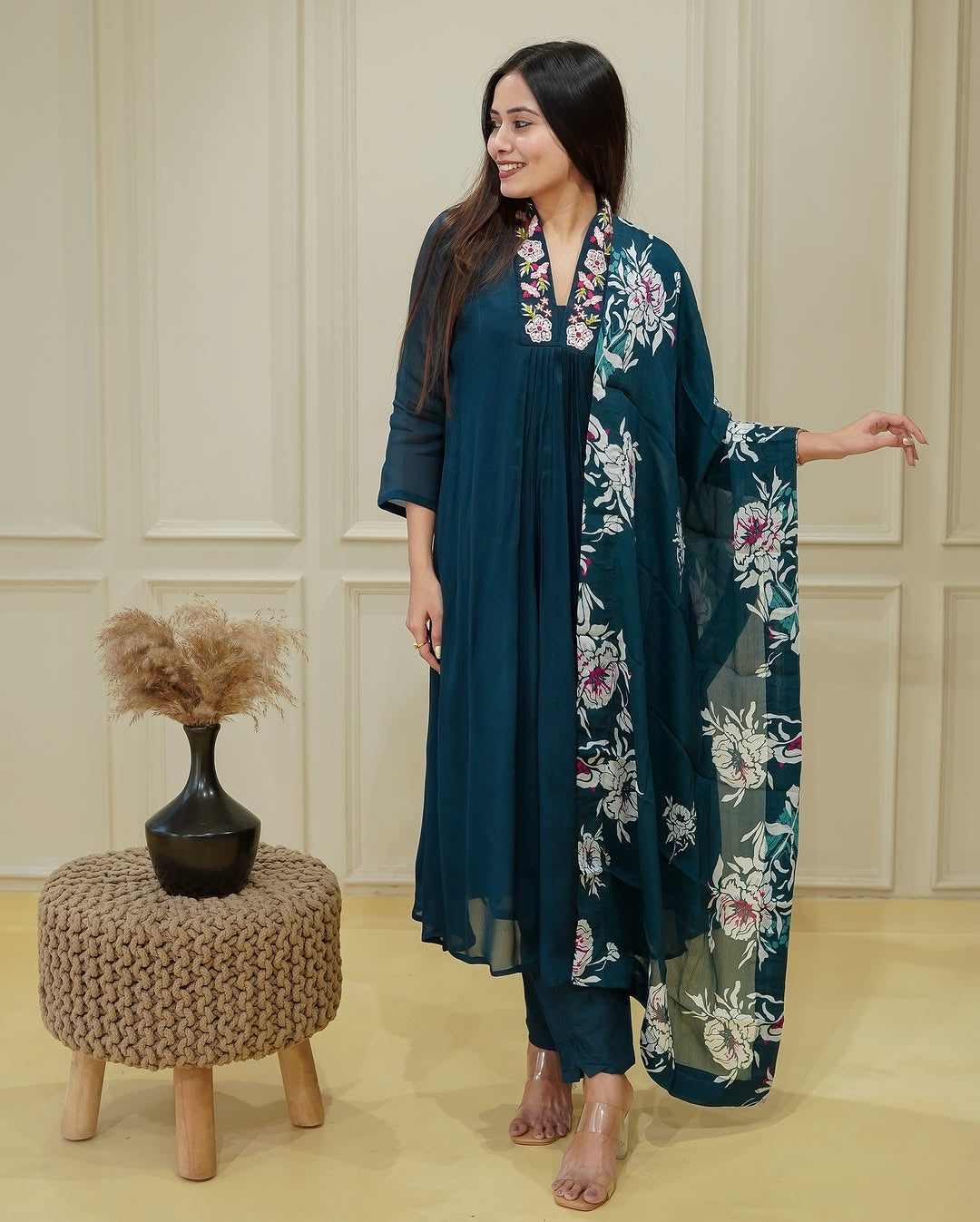 Flamezia Women Kurti With Pant &Dupatta